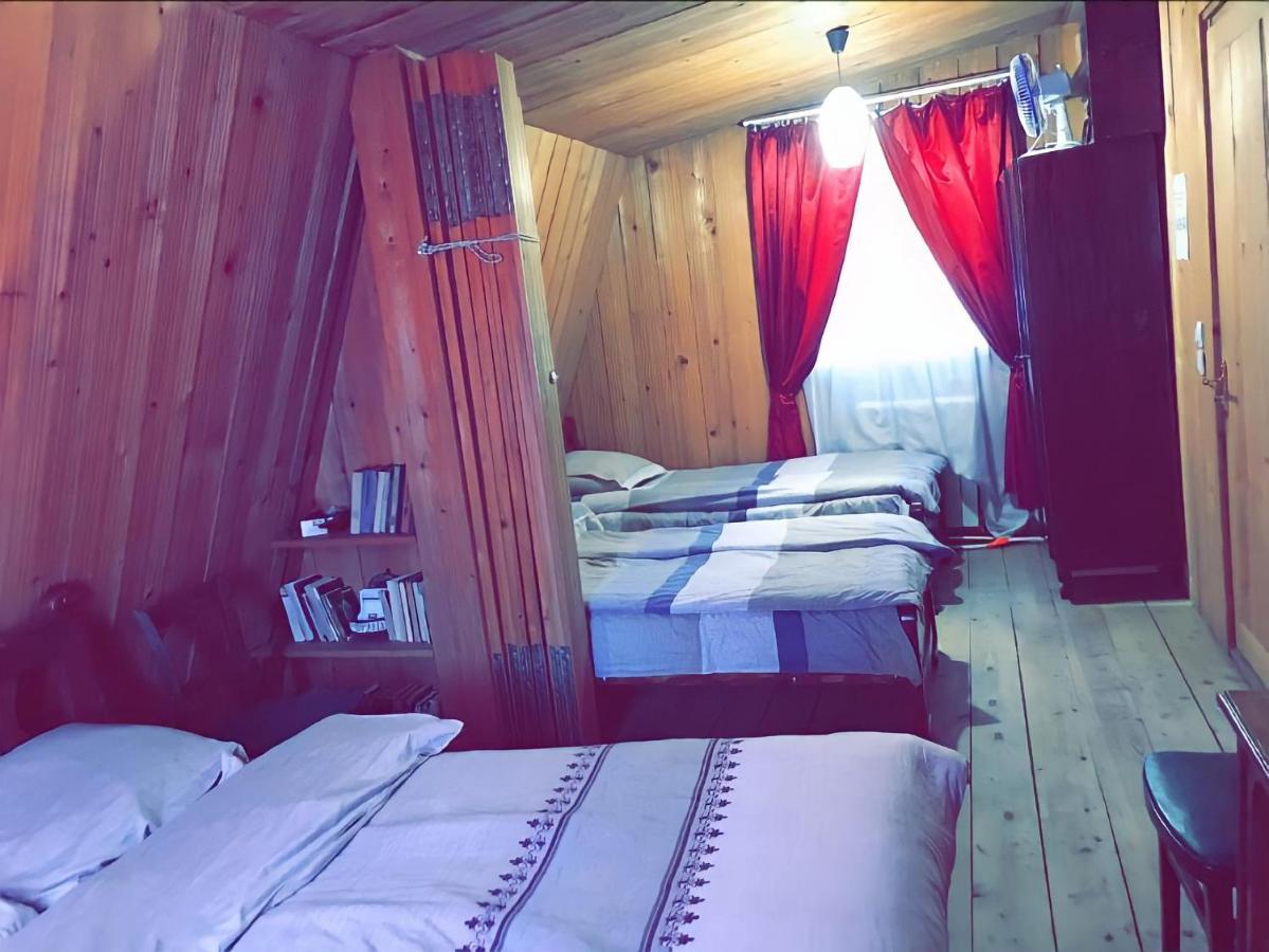 Guesthouse Greenside Боржоми Екстериор снимка